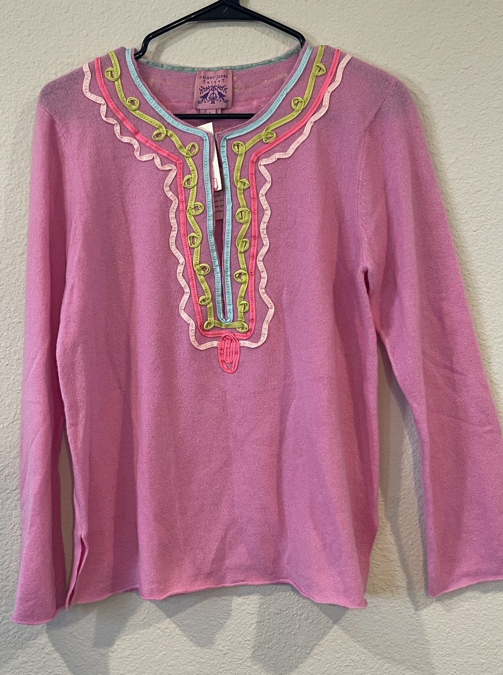 NWT PALMER JONES TRICOT Vintage Y2K Crystal‎ Pink Cashmere Applique V Sweater LG